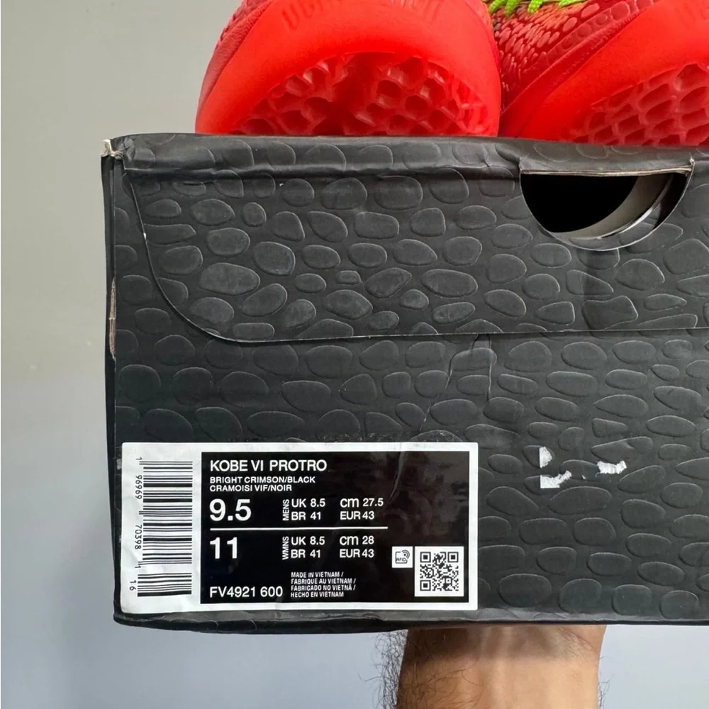 Nike vibrant red